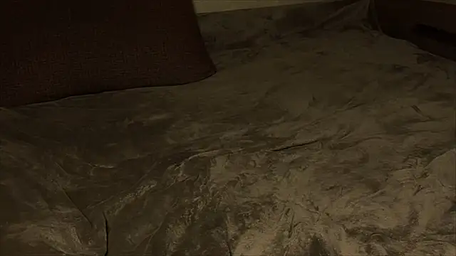 annylovely online show from February 2, 2025, 8:08 pm