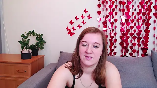 MarthaSimons online show from March 22, 2025, 9:13 am