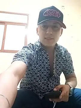 LuisMex1998 online show from January 12, 2026, 1:22 am