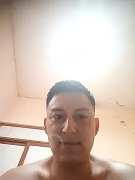 LuisMex1998 online show from July 17, 2026, 12:50 am
