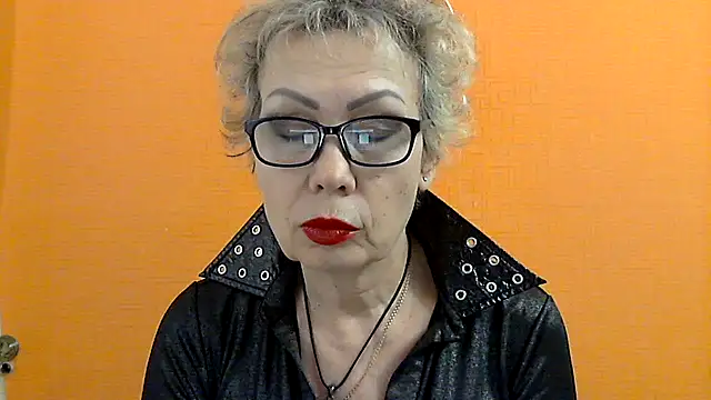 NessyJenixs online show from January 27, 2025, 5:26 pm