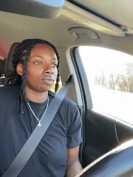 theprettysoles online show from November 28, 2025, 2:31 pm