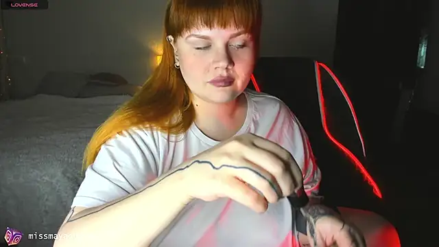 Snapshot of missmayaqueen chatting on May 24, 2026, 8:03 pm missmayaqueen online show from May 24, 2026, 8:03 pm