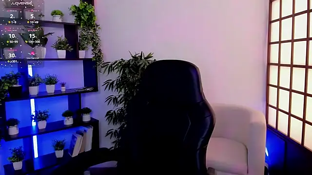 Snapshot of KristineBeauty chatting on April 26, 2026, 8:56 am KristineBeauty online show from April 26, 2026, 8:56 am