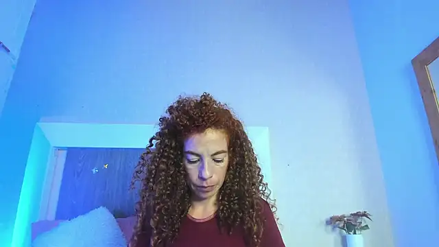 Bryna  online show from February 2, 2025, 6:04 am