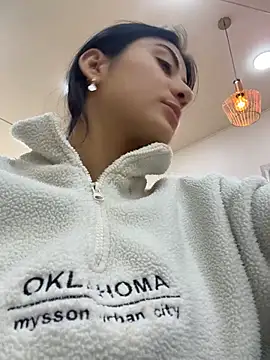 fiorella paris online show from February 14, 2026, 2:36 pm