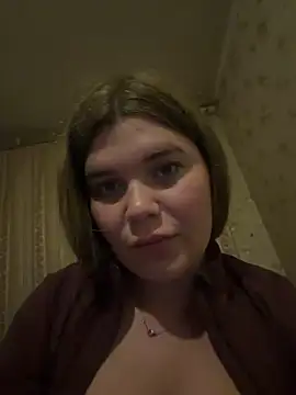 ella zzz online show from May 10, 2026, 8:58 pm