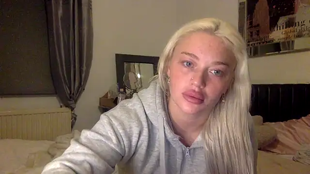 blissdimicco online show from January 28, 2025, 9:08 pm