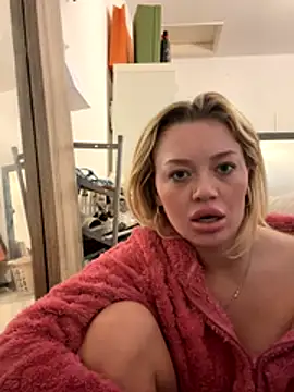 blissdimicco online show from December 3, 2025, 10:46 am