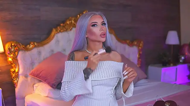 Juicy Jessye online show from April 20, 2026, 7:48 pm