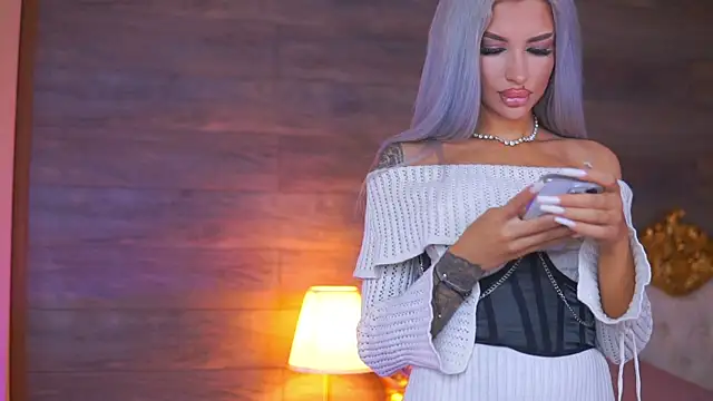 Juicy Jessye online show from April 21, 2026, 7:50 pm