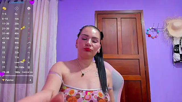 scarlet hit online show from March 4, 2025, 7:08 am