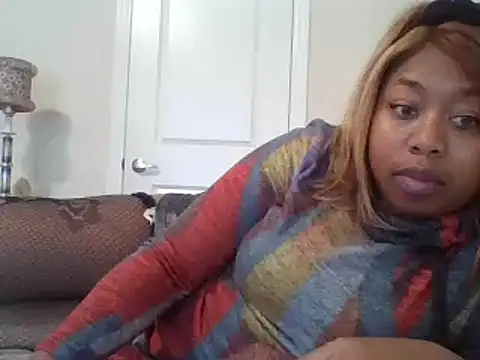 angeliquebelcali online show from March 11, 2025, 9:37 pm