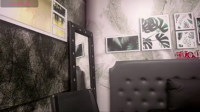 Frank Millers online show from February 21, 2025, 3:54 pm