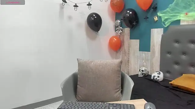 Frank Millers online show from October 20, 2025, 8:31 pm