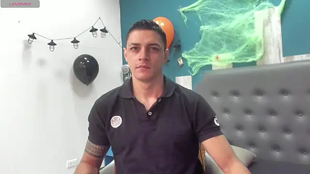 Frank Millers online show from October 27, 2025, 7:51 pm