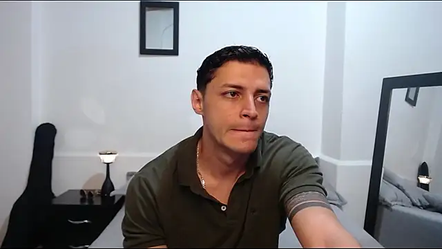 Frank Millers online show from May 15, 2026, 11:45 pm