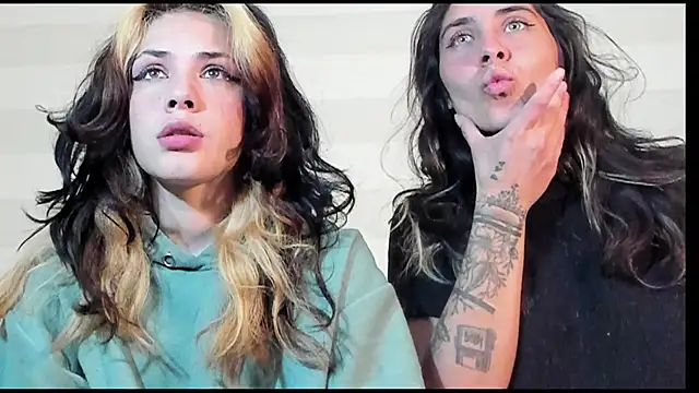 Snapshot of onix_bl4ck chatting on December 14, 2025, 5:13 am onix bl4ck online show from December 14, 2025, 5:13 am