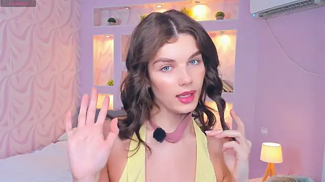 FloraDobb online show from April 23, 2026, 6:47 am