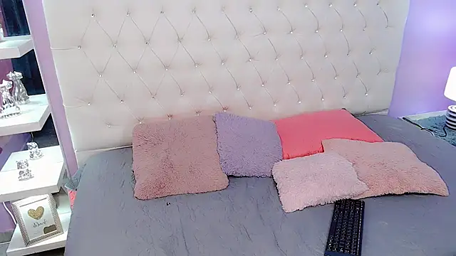 Rosebigcok online show from February 1, 2025, 11:37 pm