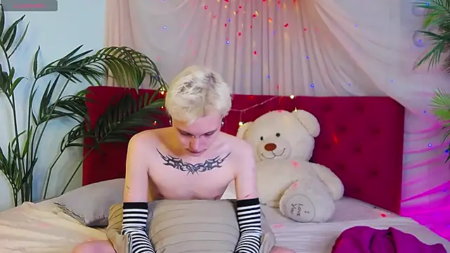 Snapshot of DemianEnglen chatting on January 29, 2025, 11:56 pm DemianEnglen online show from January 29, 2025, 11:56 pm