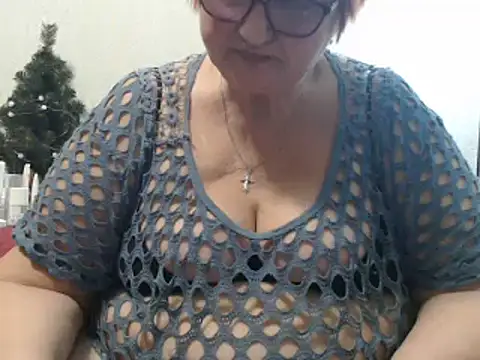 DeniseeRosea online show from March 6, 2025, 7:43 pm