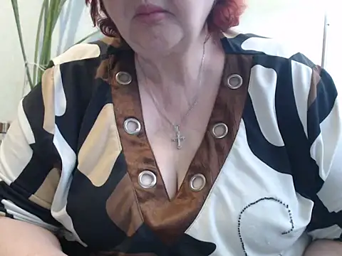 DeniseeRosea online show from May 20, 2026, 7:14 am