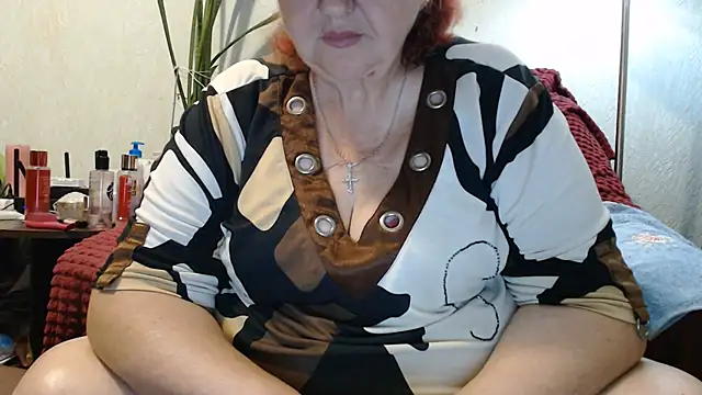 Snapshot of DeniseeRosea chatting on July 11, 2026, 6:54 pm DeniseeRosea online show from July 11, 2026, 6:54 pm