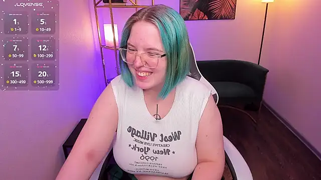 Snapshot of Manic_pixie_ chatting on July 10, 2026, 3:14 pm Manic pixie online show from July 10, 2026, 3:14 pm