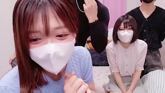 NA-KAREN-V8 online show from September 19, 2025, 12:17 pm