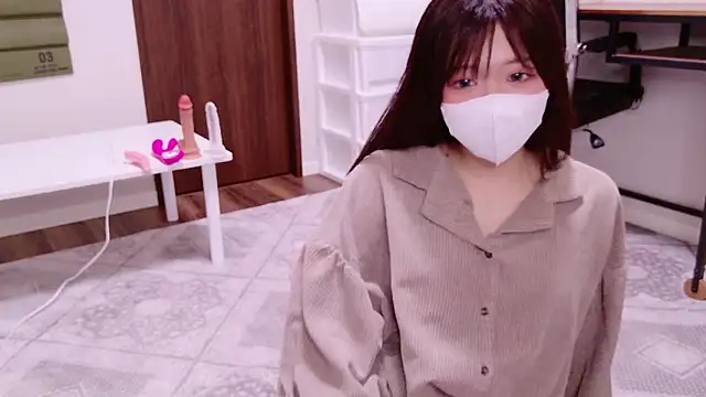 NA-KAREN-V8 online show from September 25, 2025, 4:43 pm