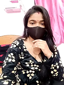 Simran-001 online show from January 28, 2025, 8:15 pm