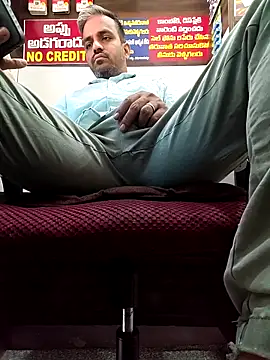Snapshot of RaviRoy2326 chatting on March 10, 2026, 5:12 am RaviRoy2326 online show from March 10, 2026, 5:12 am