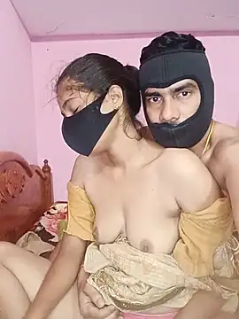Snapshot of USHA_BHABHI chatting on July 28, 2026, 11:04 pm USHA BHABHI online show from July 28, 2026, 11:04 pm
