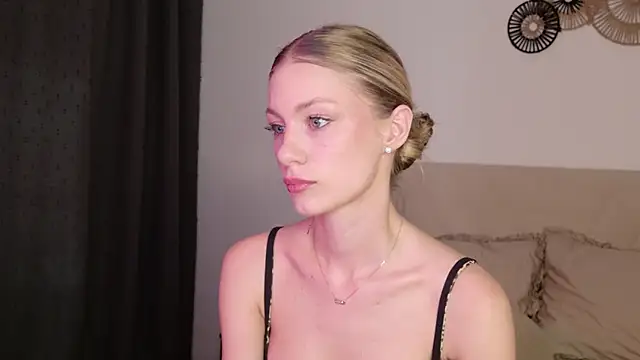 Snapshot of GabriellaOlsen chatting on May 3, 2026, 4:35 pm GabriellaOlsen online show from May 3, 2026, 4:35 pm