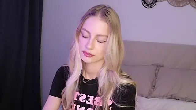 Snapshot of GabriellaOlsen chatting on June 18, 2026, 1:26 pm GabriellaOlsen online show from June 18, 2026, 1:26 pm