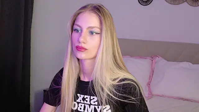 Snapshot of GabriellaOlsen chatting on June 29, 2026, 5:24 pm GabriellaOlsen online show from June 29, 2026, 5:24 pm