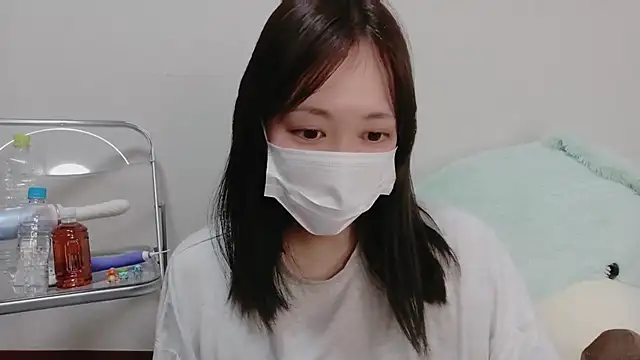 Snapshot of mio7635 chatting on August 2, 2026, 1:42 pm mio7635 online show from August 2, 2026, 1:42 pm