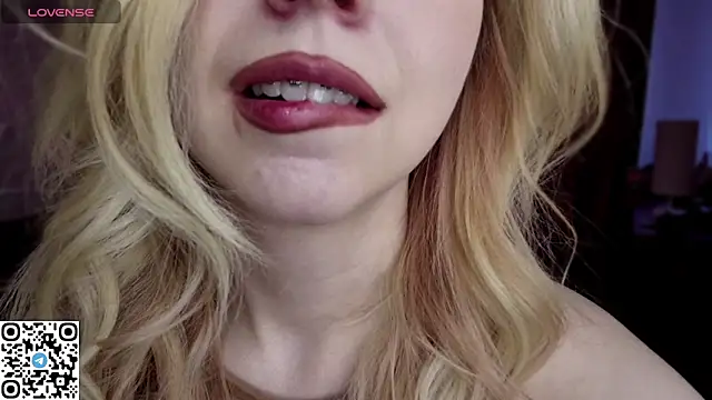 LynetHakes online show from April 11, 2026, 7:45 am