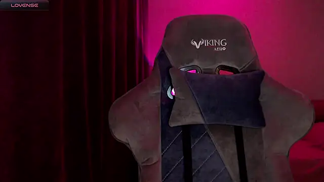 Ohmy Nora  online show from March 5, 2025, 1:10 am