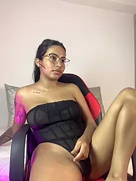 genesissara online show from February 21, 2025, 2:17 am