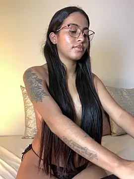 genesissara online show from March 18, 2025, 2:36 am