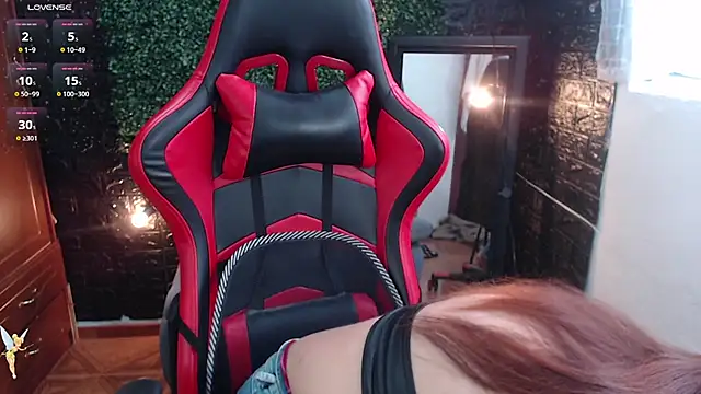 natyk m online show from November 7, 2025, 4:18 pm