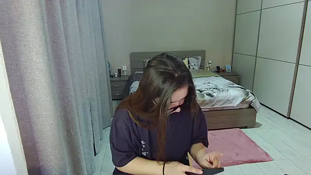 singletrouble online show from April 9, 2026, 4:45 am