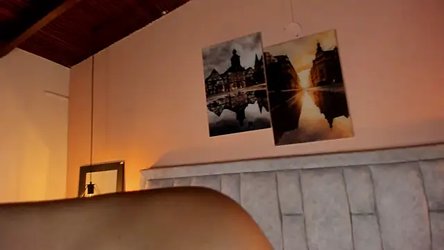 Melody thonson online show from January 22, 2025, 6:20 am