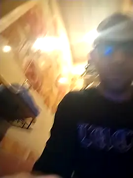 MaxDevilWhite online show from September 10, 2025, 4:07 pm