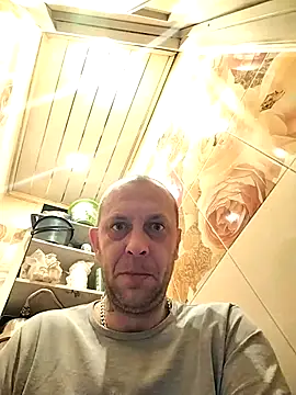 MaxDevilWhite online show from November 2, 2025, 8:55 pm