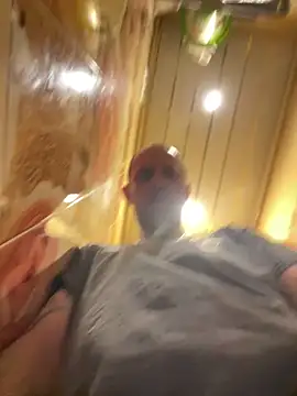 MaxDevilWhite online show from February 20, 2026, 6:37 am