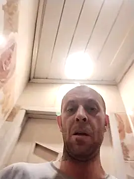 MaxDevilWhite online show from March 23, 2026, 2:43 pm