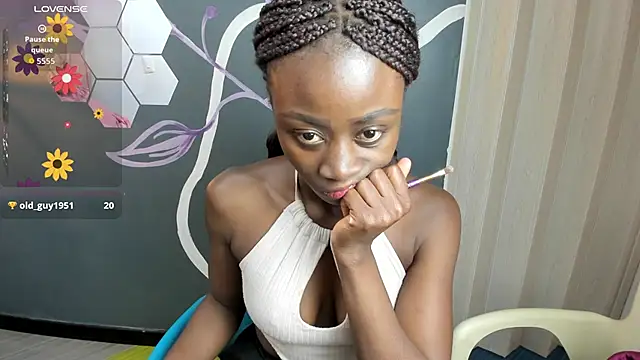 Sara Naugty online show from December 1, 2025, 7:08 pm